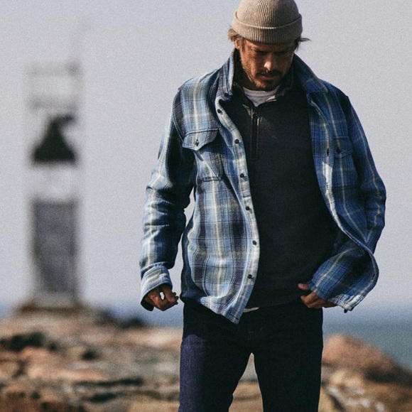 Outerknown Other - Outerknown Men's Blanket Shirt in Puget Plaid Size Large Blue White MSRP $168